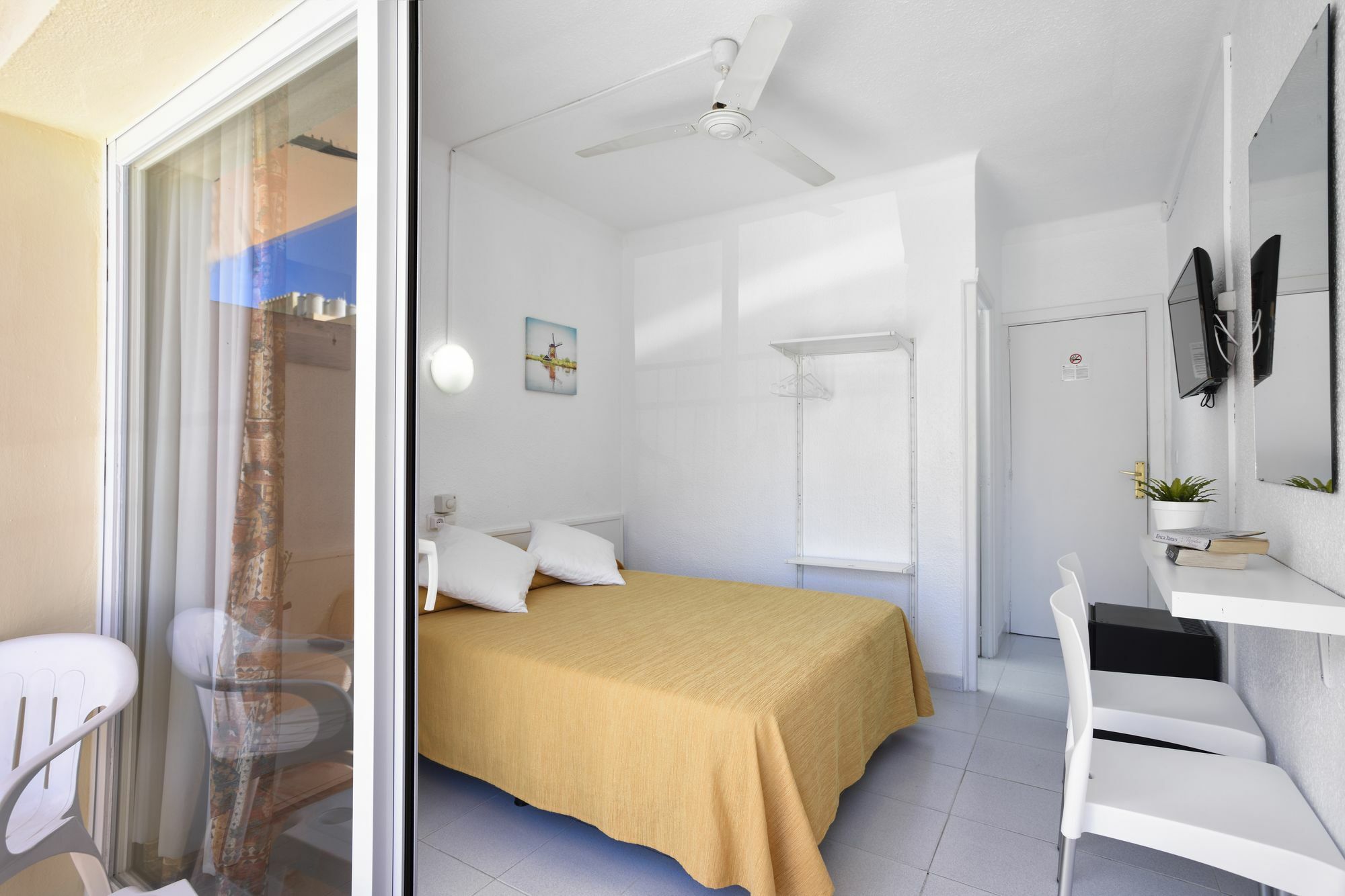Hotel Hsr Gil (Adults Only) Palmanova Exterior foto